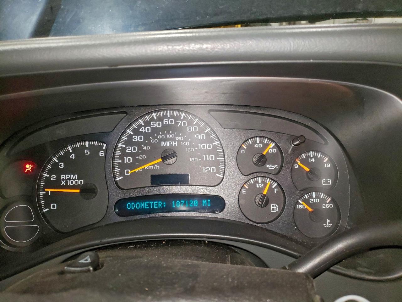 2005 CHEVROLET SILVERADO C1500 photo 9