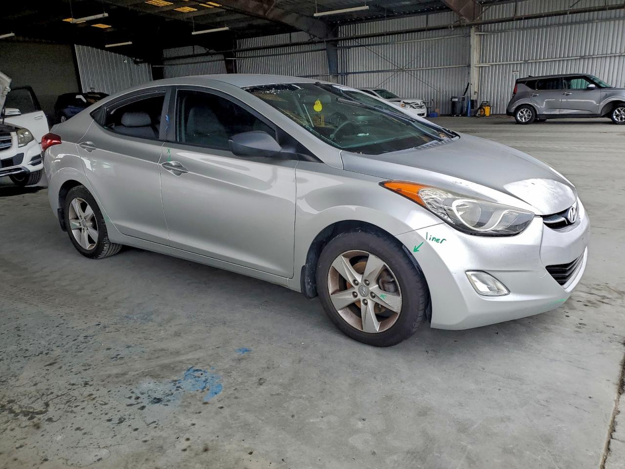 2013 HYUNDAI ELANTRA GLS photo 4