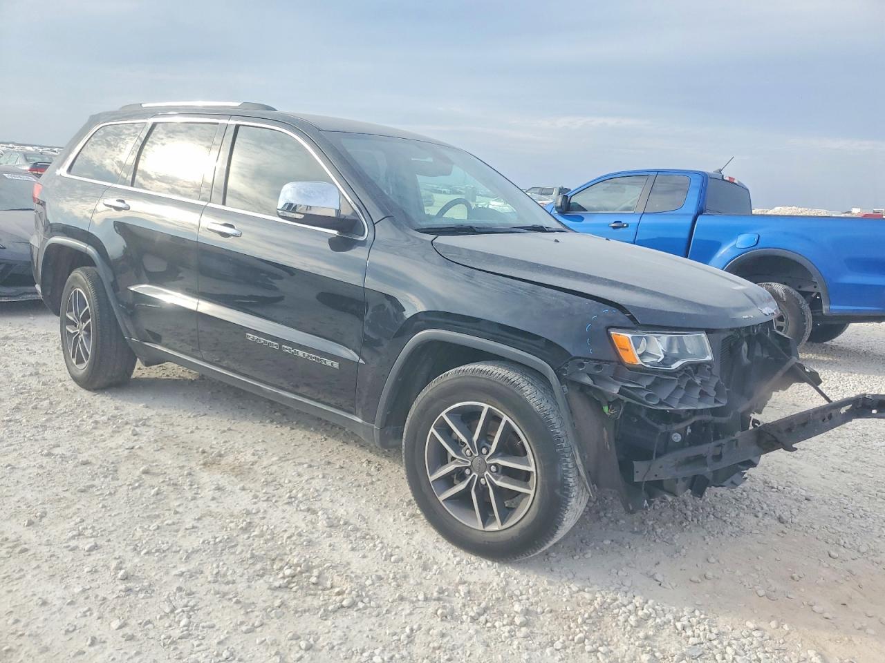 2019 JEEP GRAND CHEROKEE LIMITED photo 4