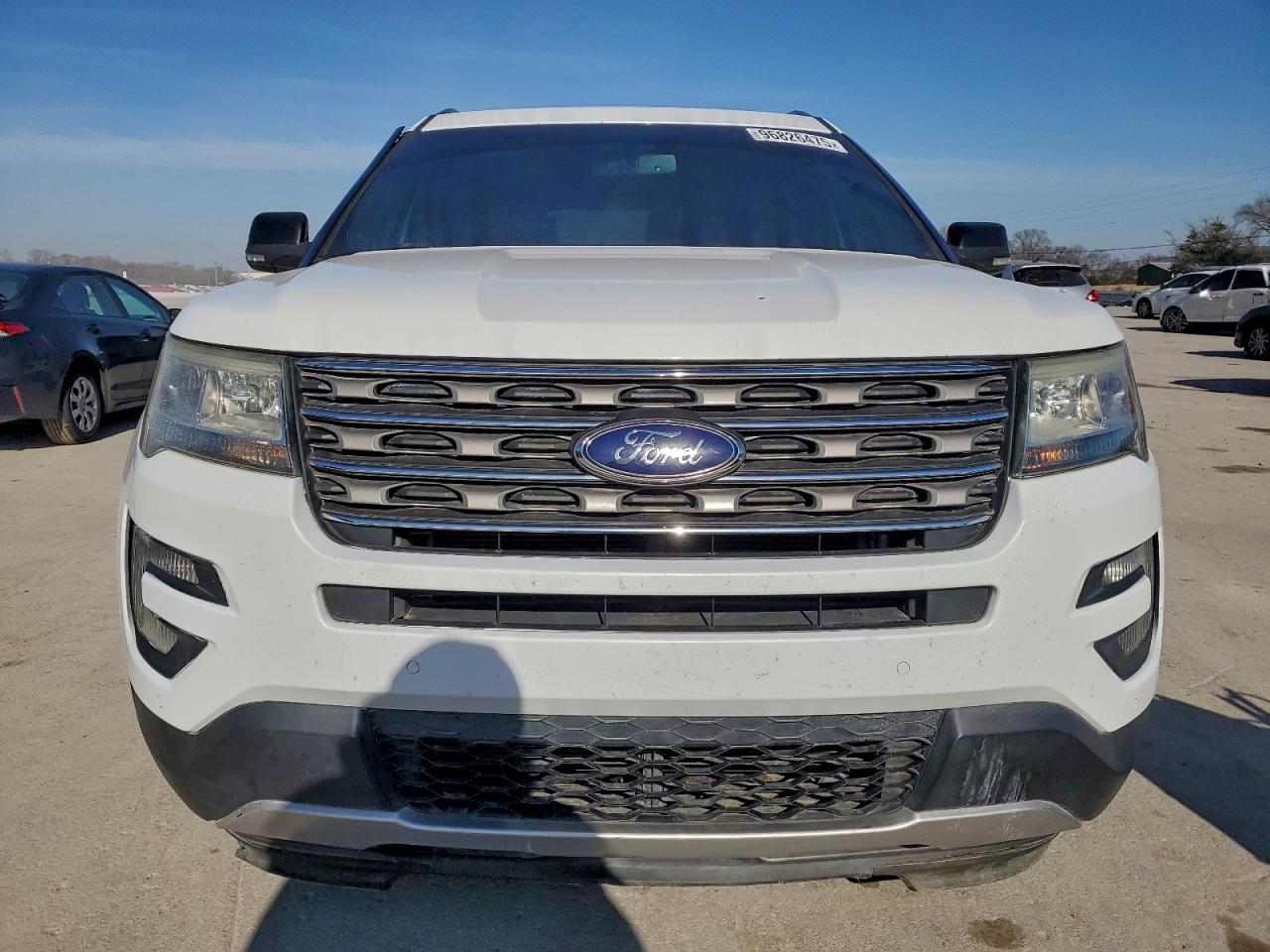 2016 FORD EXPLORER XLT photo 5