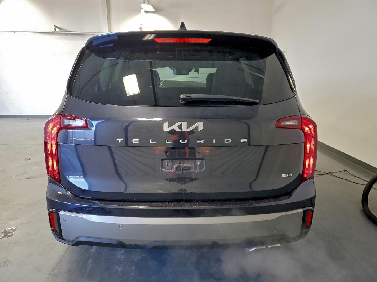 2025 KIA TELLURIDE S photo 6