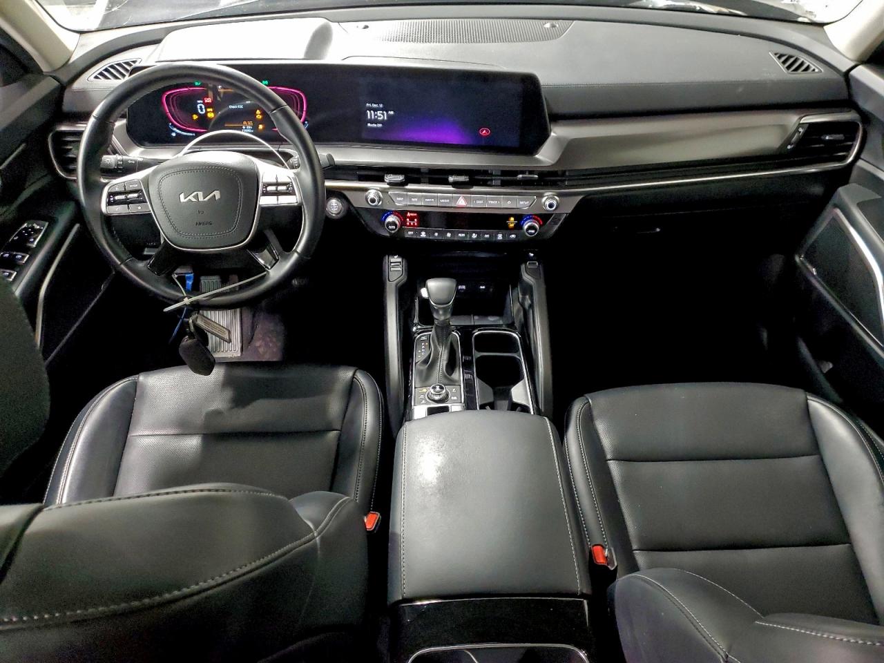 2025 KIA TELLURIDE S photo 8