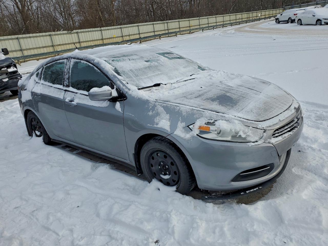 2015 DODGE DART SE photo 4