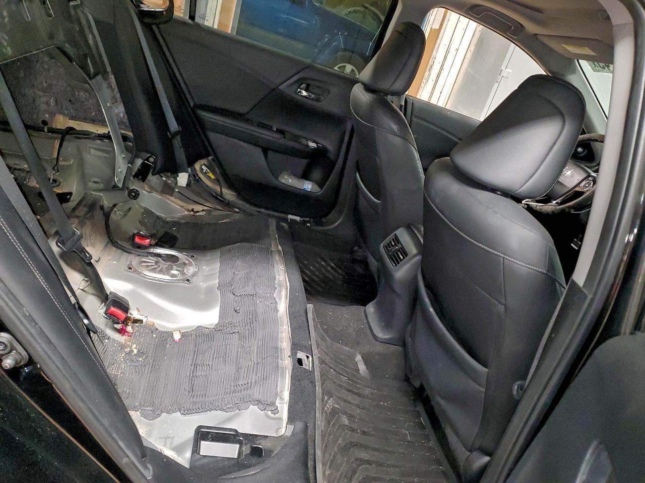 2017 HONDA ACCORD EXL photo 10