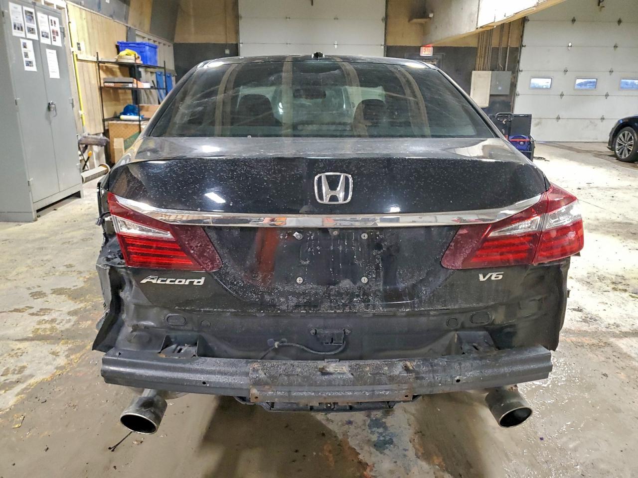 2017 HONDA ACCORD EXL photo 6