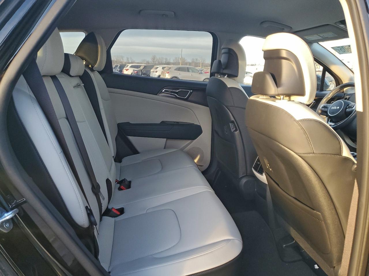 2023 KIA SPORTAGE EX photo 11