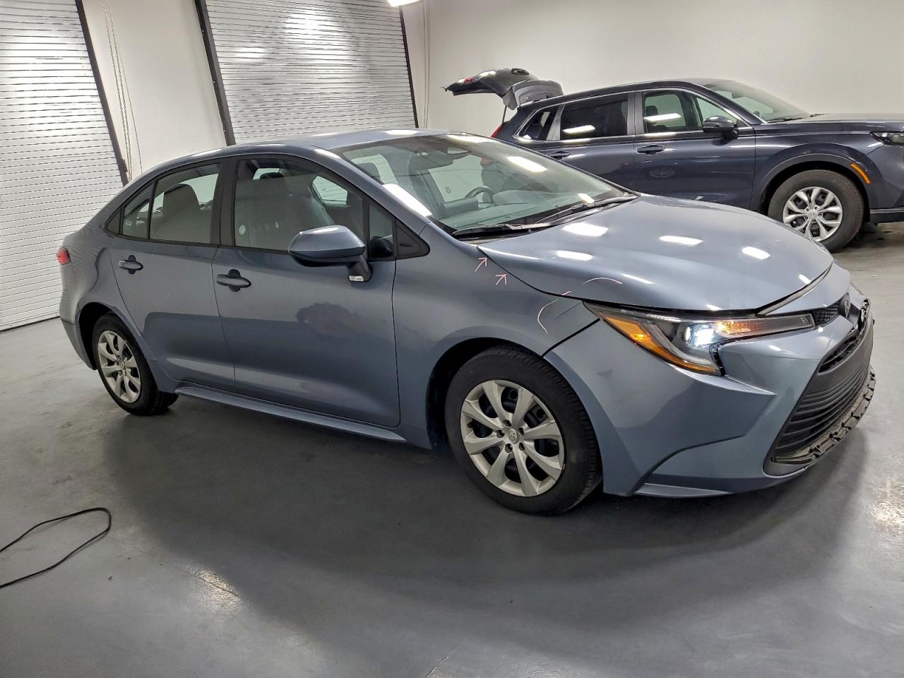 2023 TOYOTA COROLLA LE photo 4
