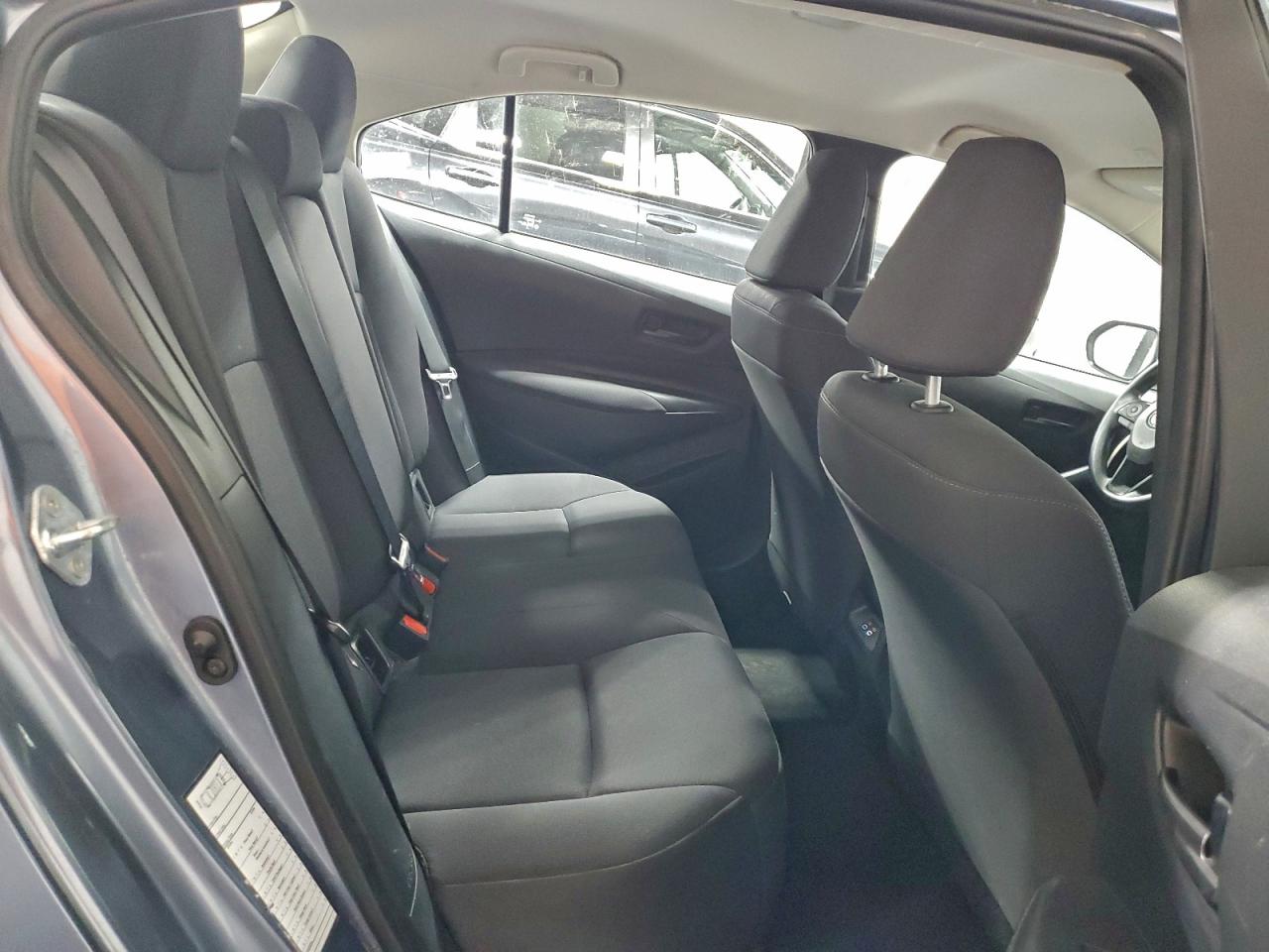 2023 TOYOTA COROLLA LE photo 10