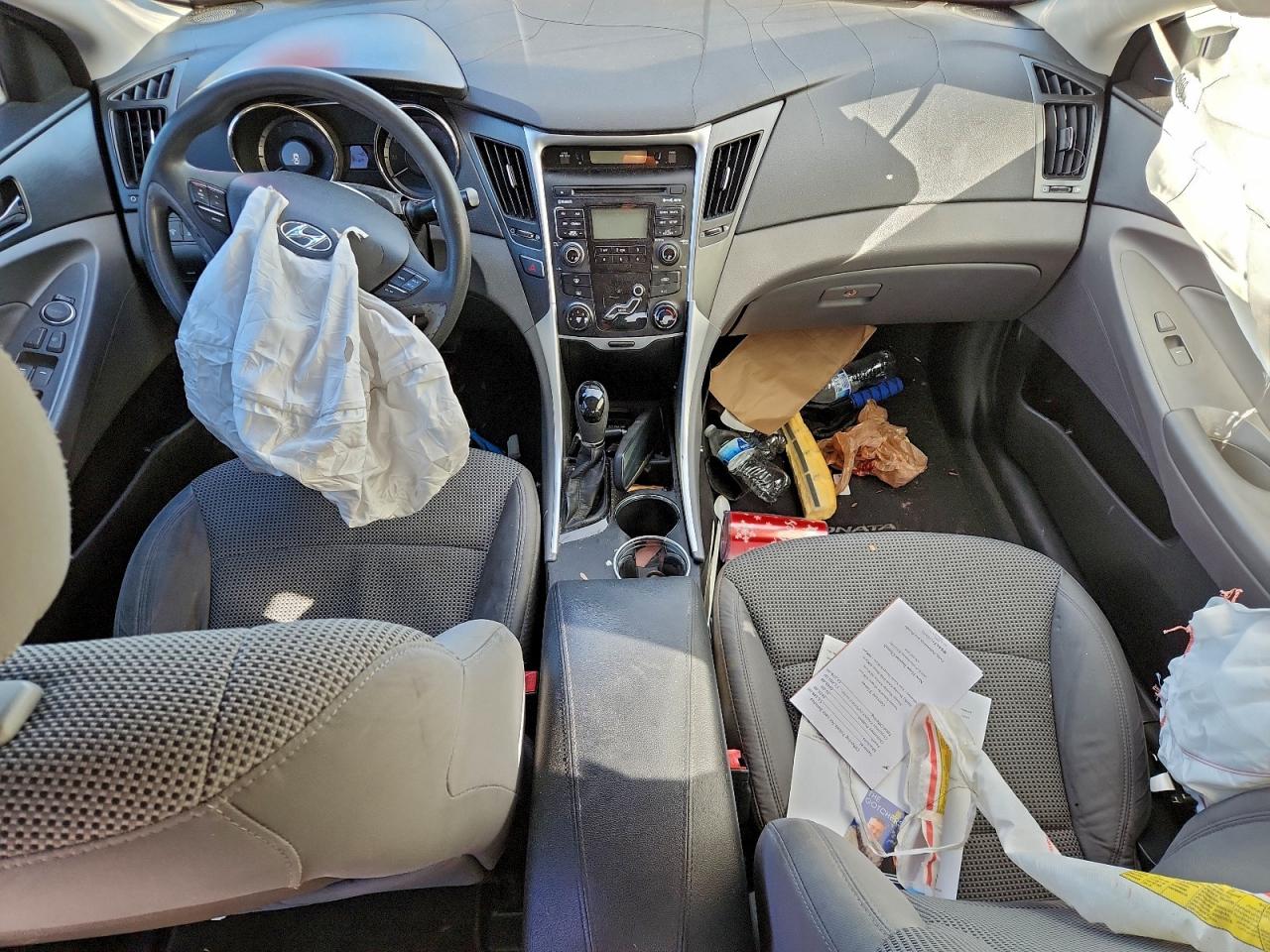 2011 HYUNDAI SONATA GLS photo 8