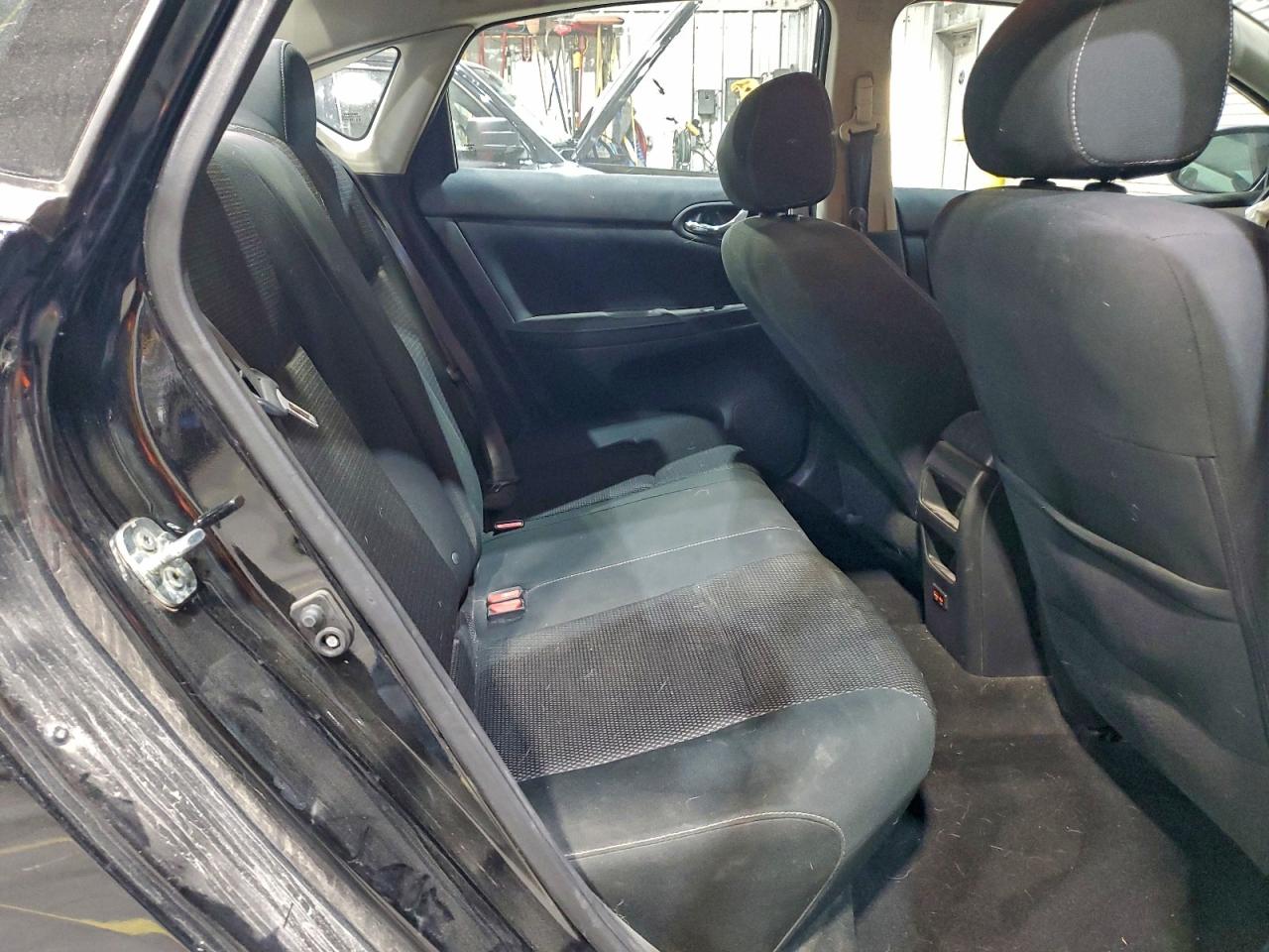 2019 NISSAN SENTRA S photo 10