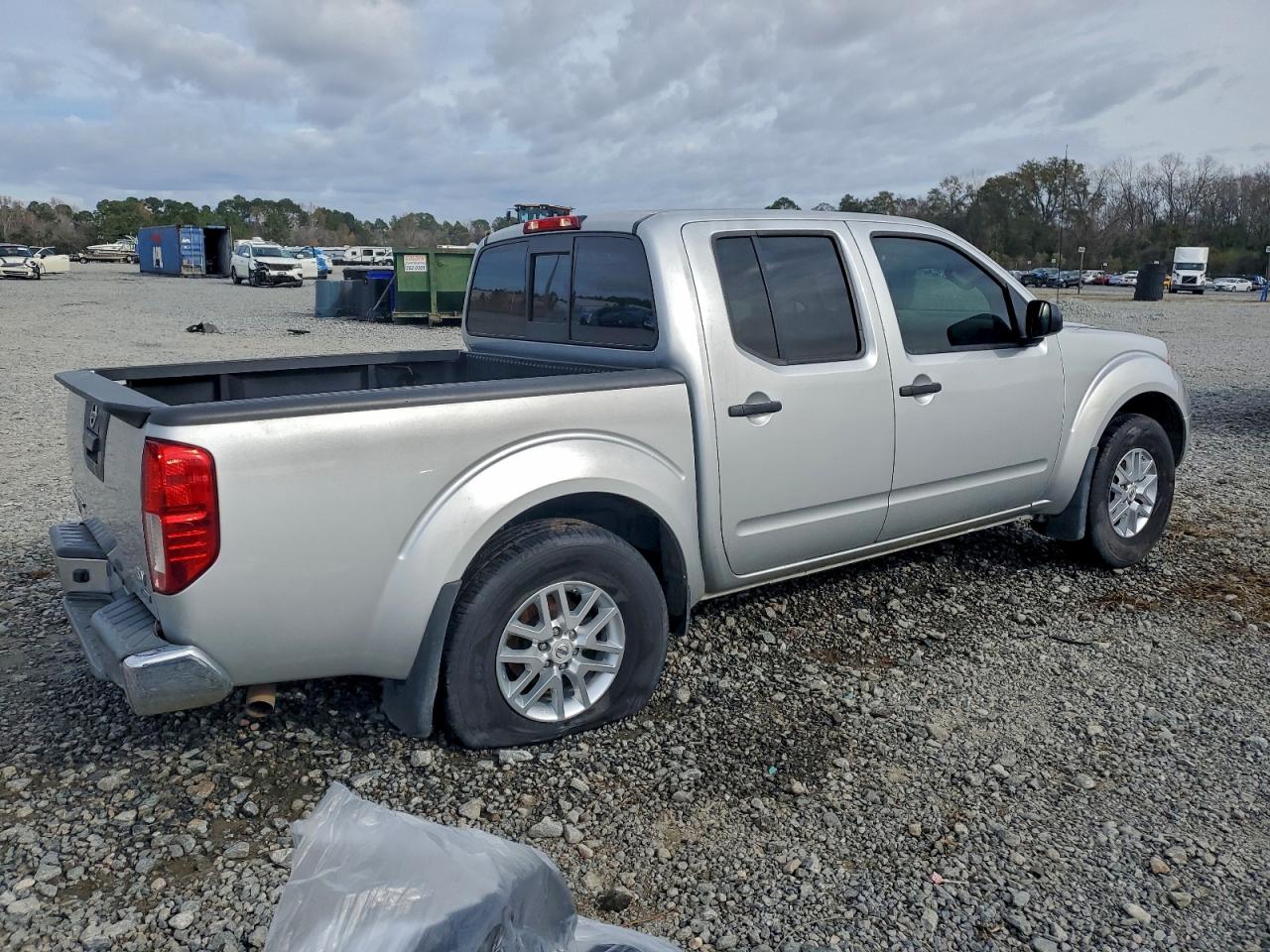 2019 NISSAN FRONTIER S photo 3