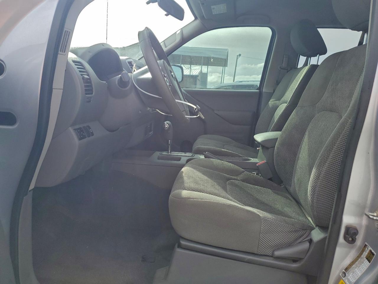 2019 NISSAN FRONTIER S photo 7