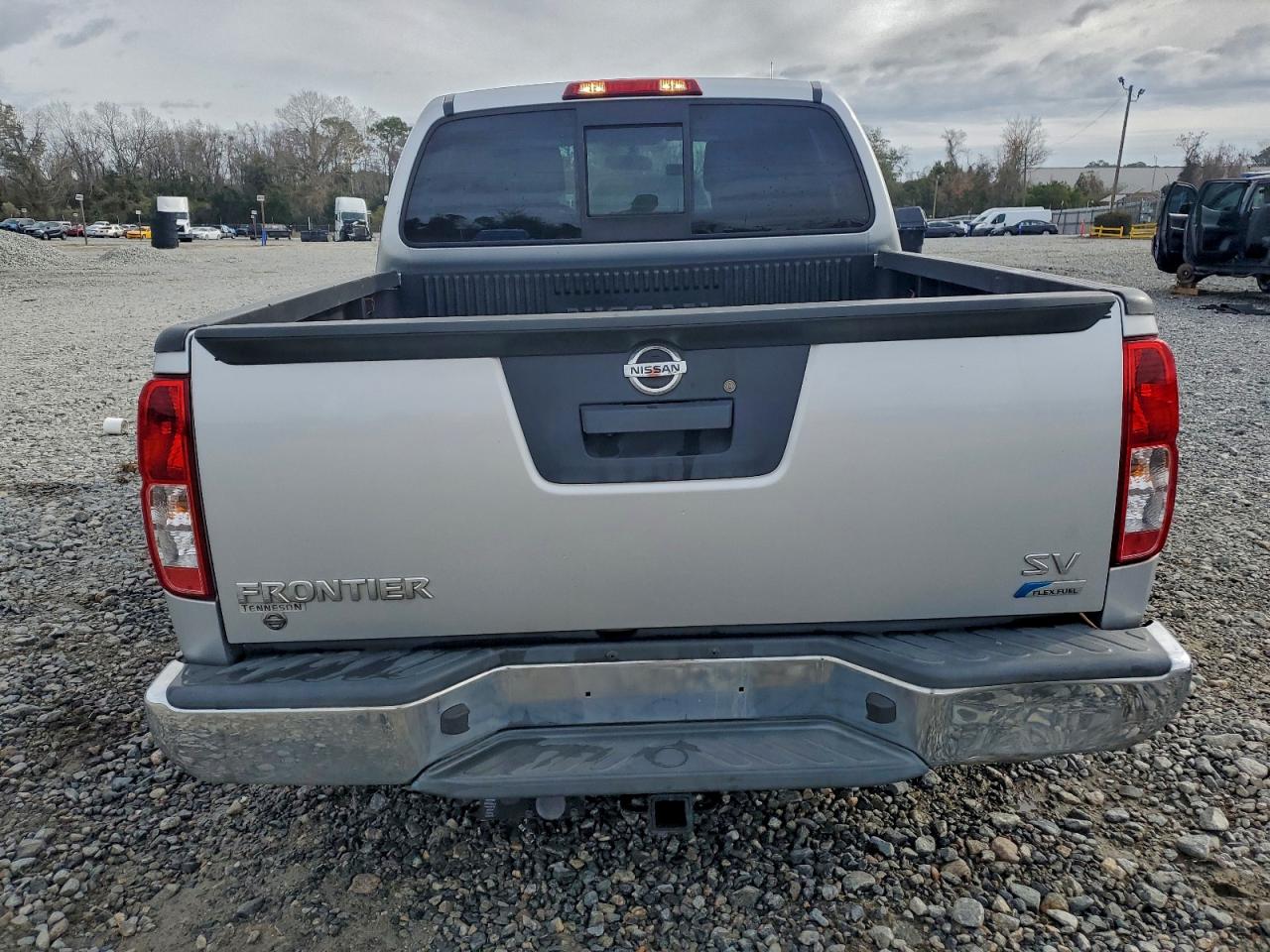 2019 NISSAN FRONTIER S photo 6