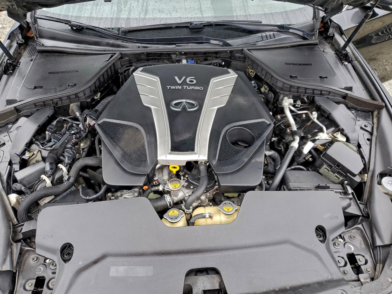 2018 INFINITI Q50 LUXE photo 11
