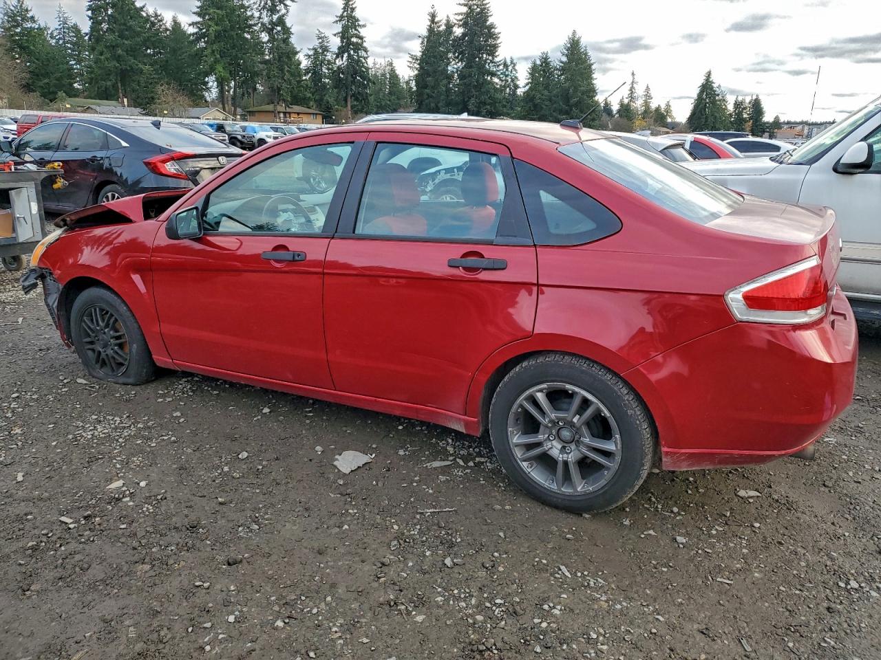2009 FORD FOCUS SE photo 2