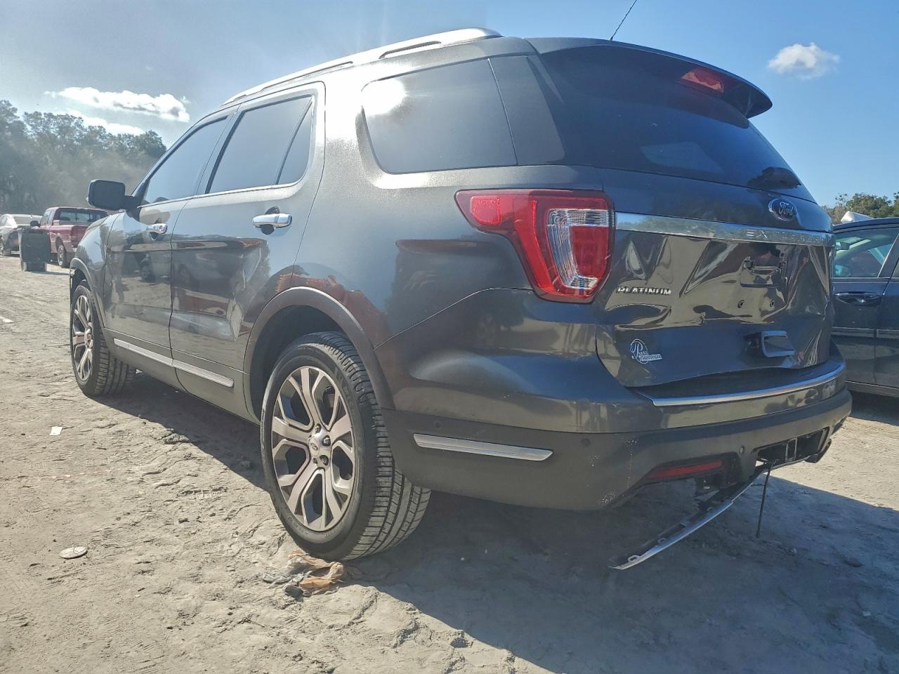 2018 FORD EXPLORER PLATINUM photo 2