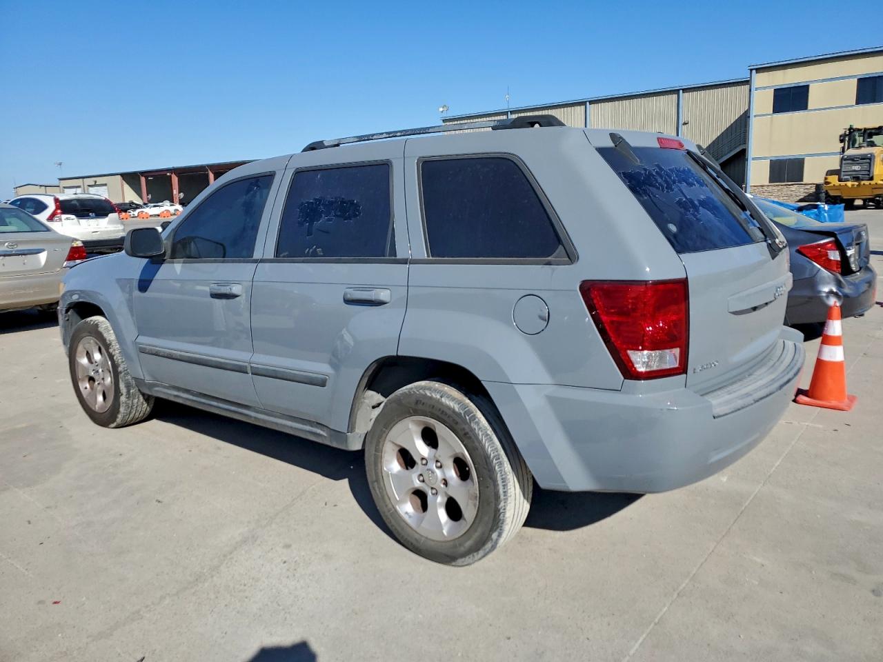 2007 JEEP GRAND CHEROKEE LAREDO photo 2