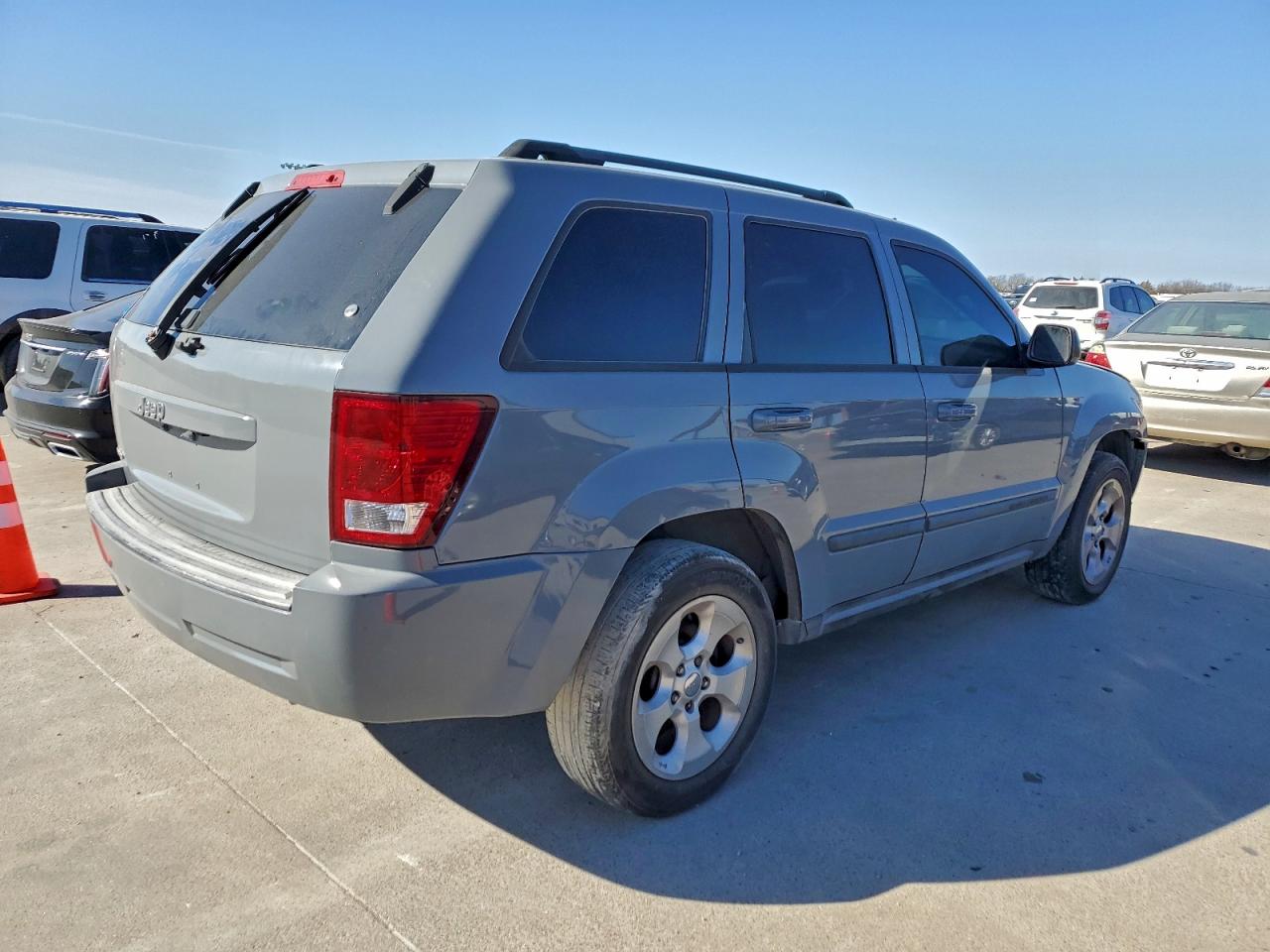2007 JEEP GRAND CHEROKEE LAREDO photo 3