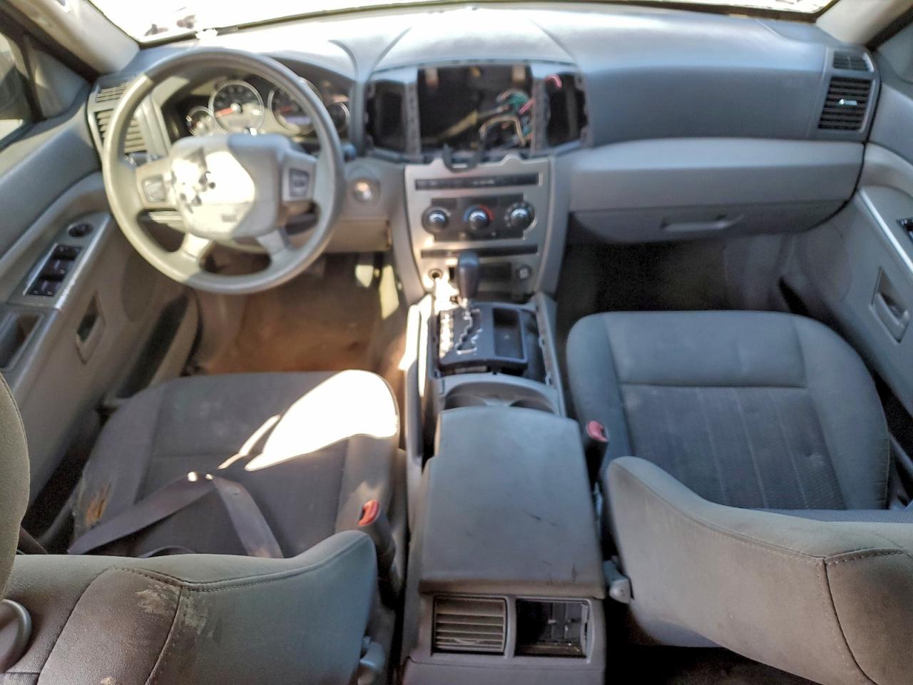2007 JEEP GRAND CHEROKEE LAREDO photo 8