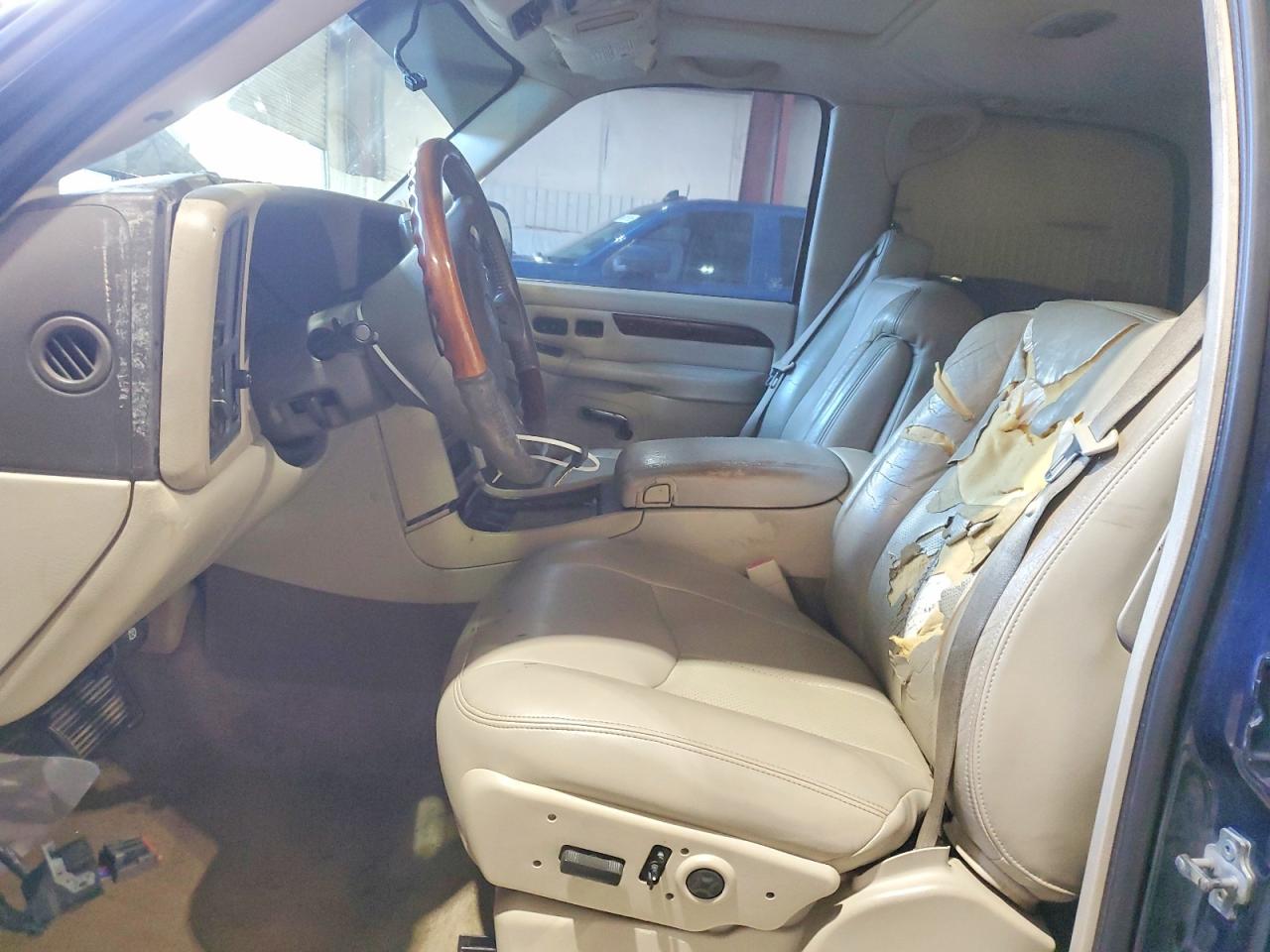 2005 CADILLAC ESCALADE LUXURY photo 7