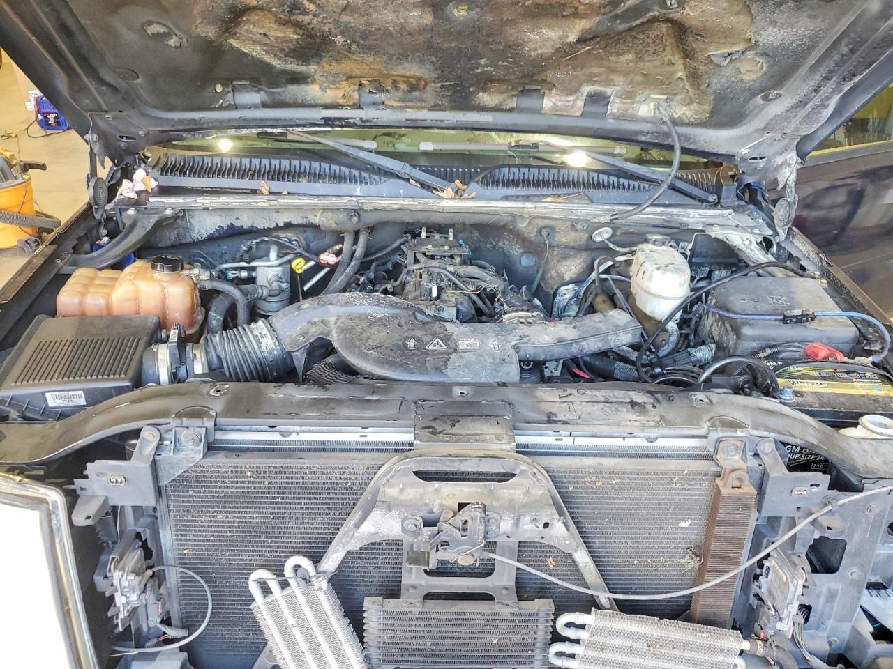 2005 CADILLAC ESCALADE LUXURY photo 11