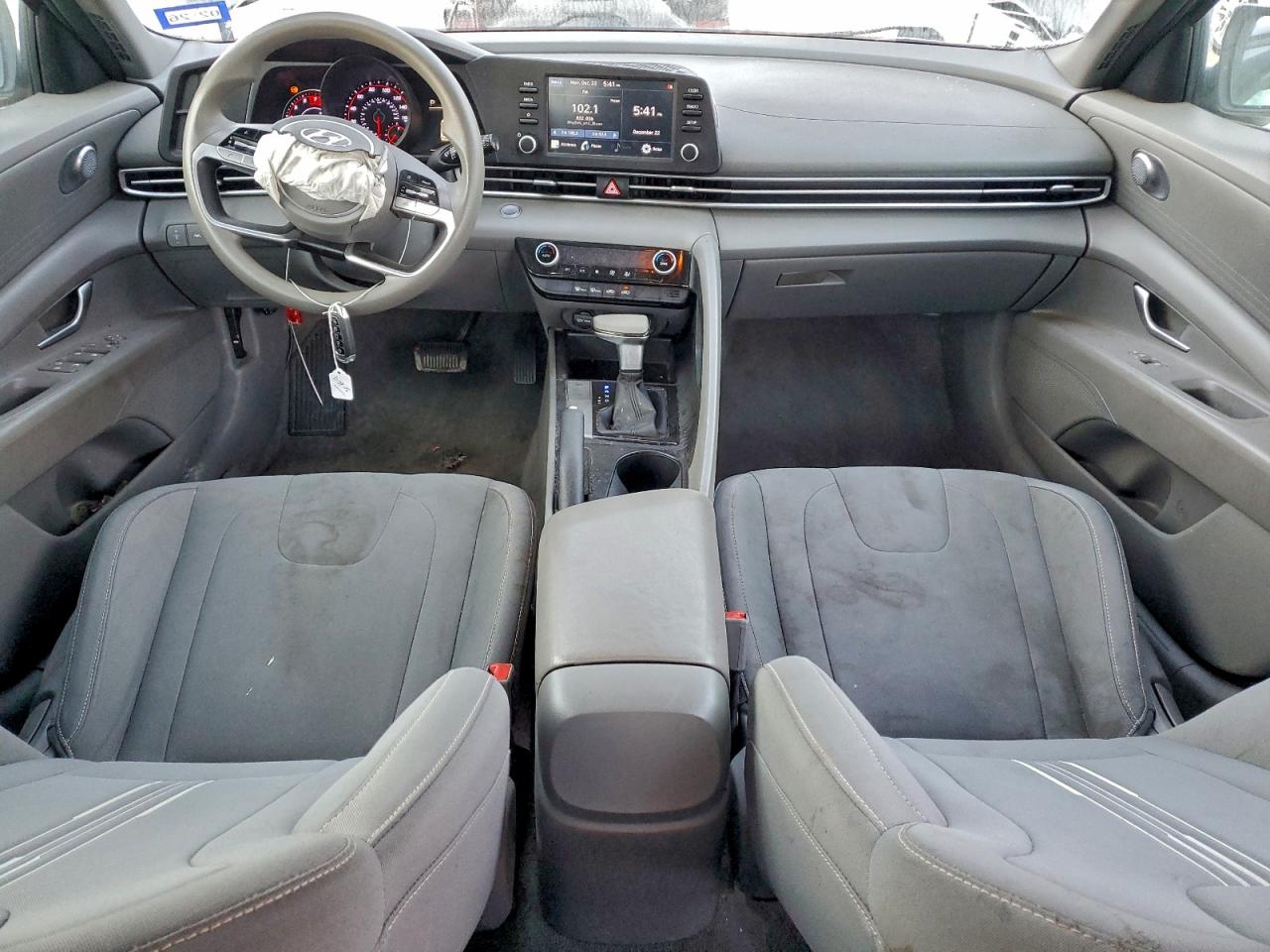 2021 HYUNDAI ELANTRA SEL photo 8