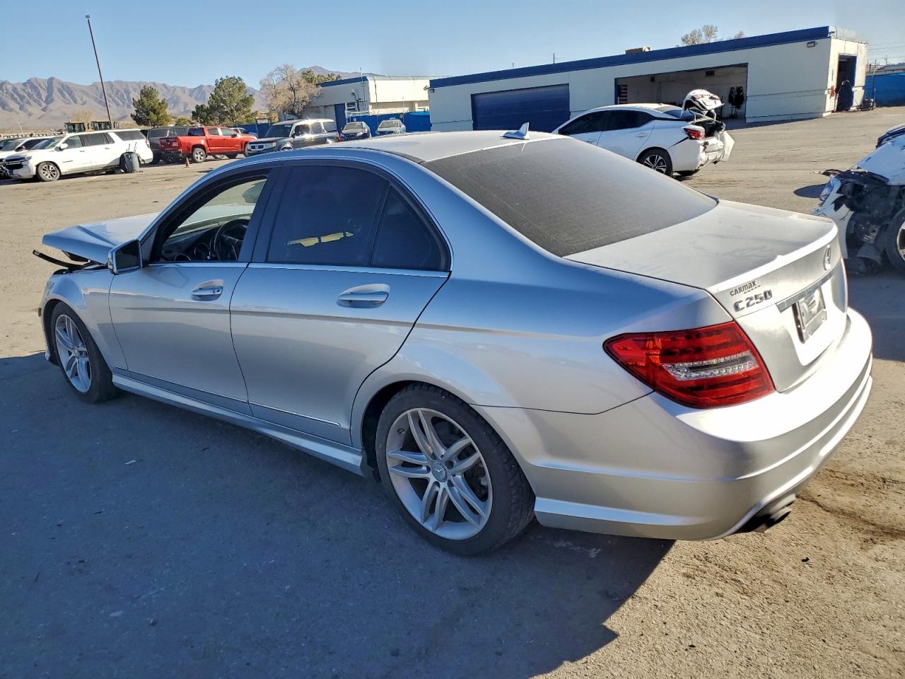 2013 MERCEDES-BENZ C 250 photo 2