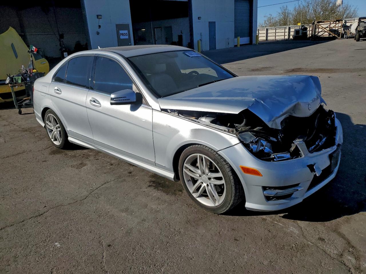 2013 MERCEDES-BENZ C 250 photo 4