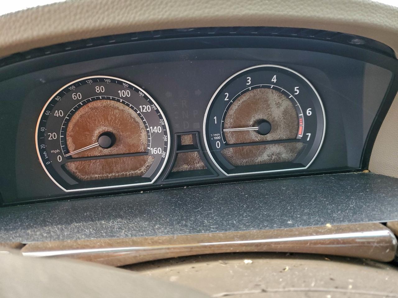 2007 BMW 750 photo 9