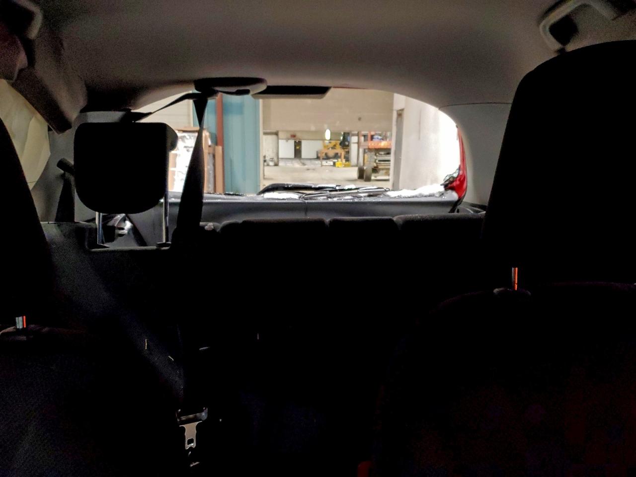 2010 TOYOTA YARIS photo 10