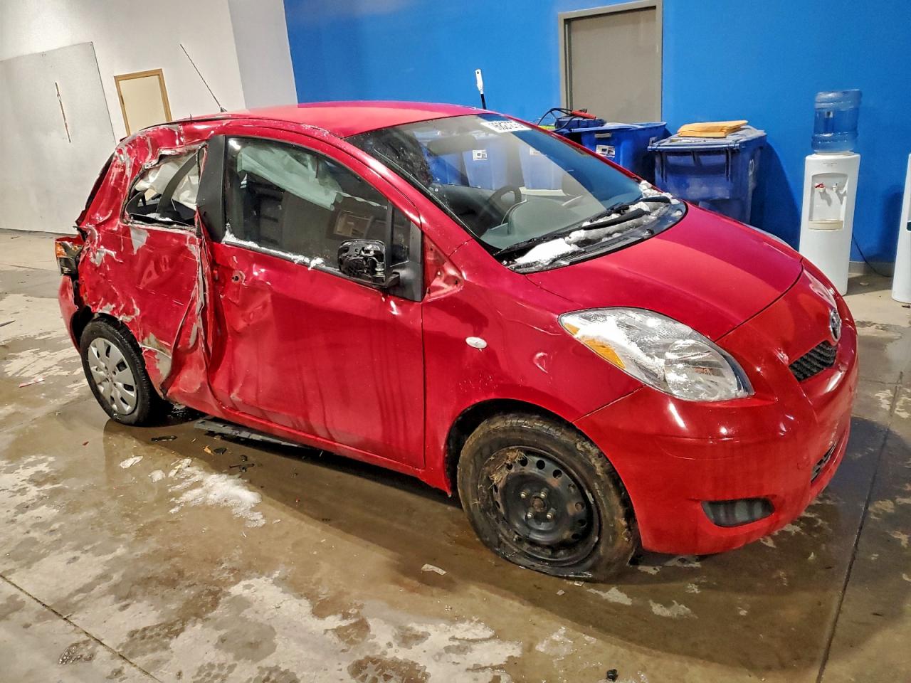 2010 TOYOTA YARIS photo 4