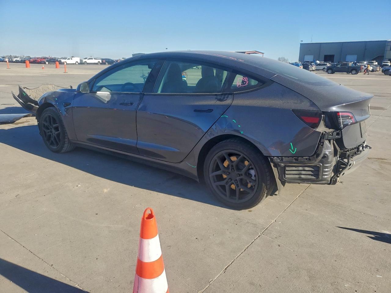 2023 TESLA MODEL 3 photo 2
