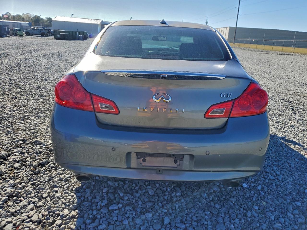2013 INFINITI G37 BASE photo 6