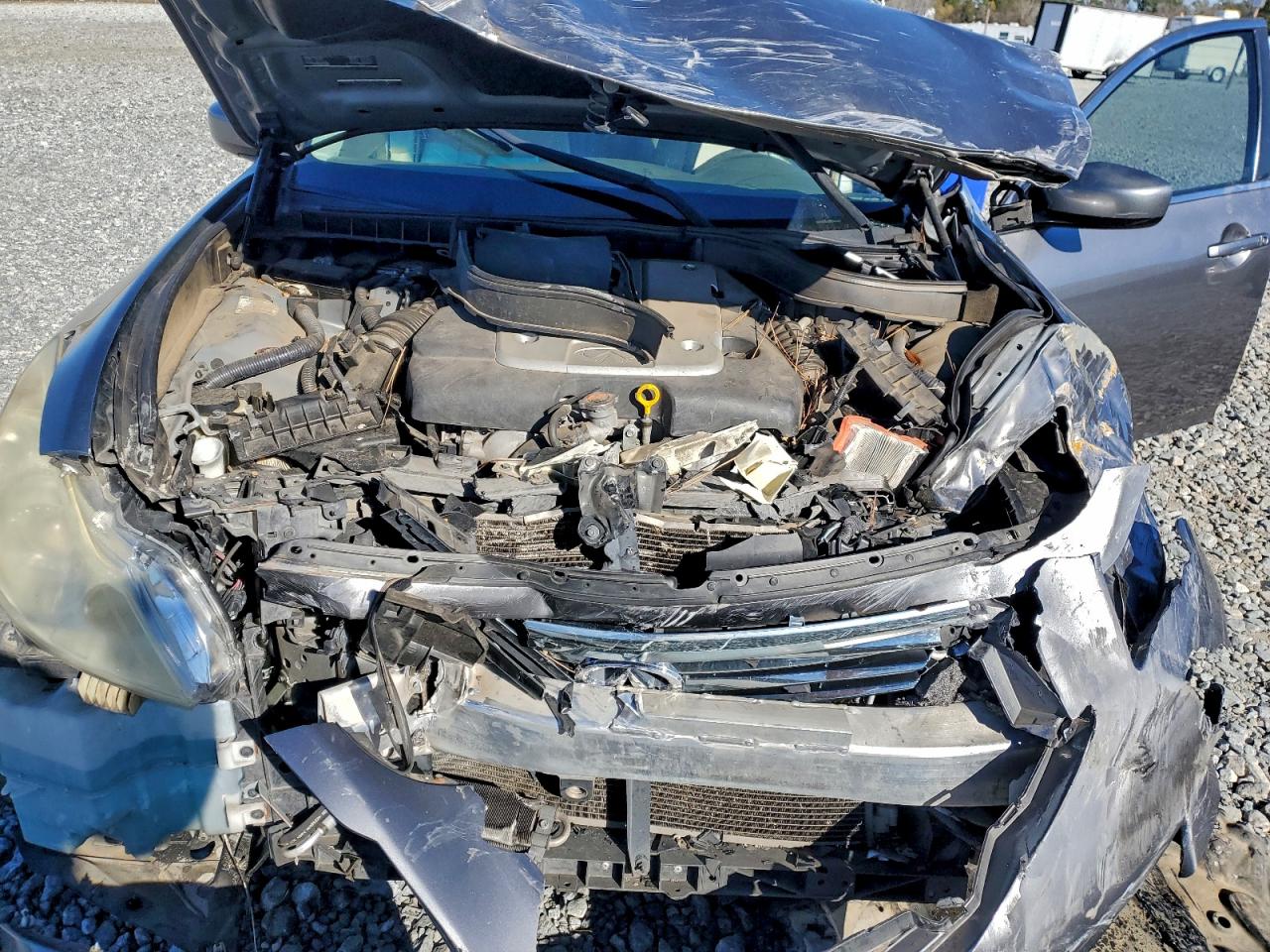 2013 INFINITI G37 BASE photo 11