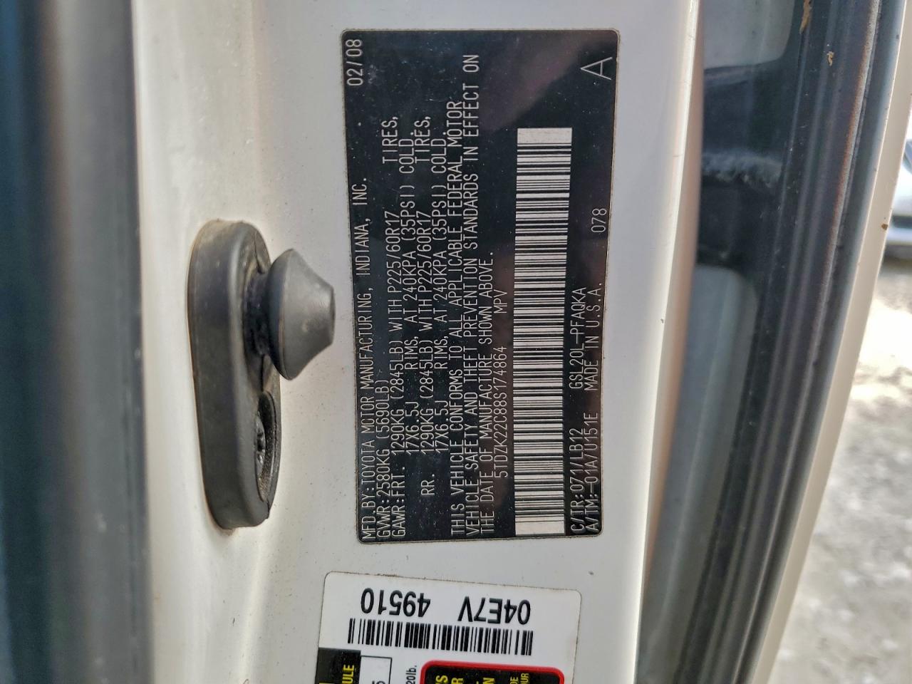 2008 TOYOTA SIENNA XLE photo 13