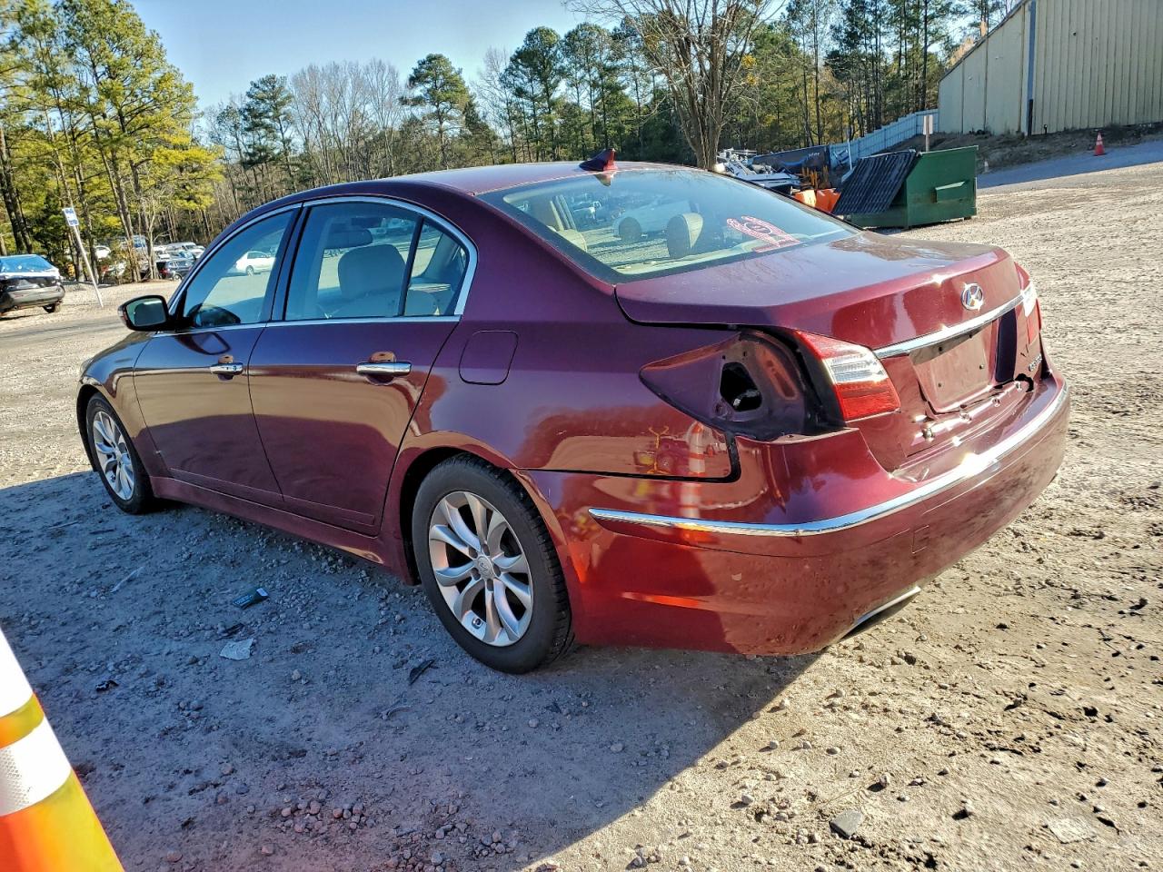 2013 HYUNDAI GENESIS 3.8L photo 2