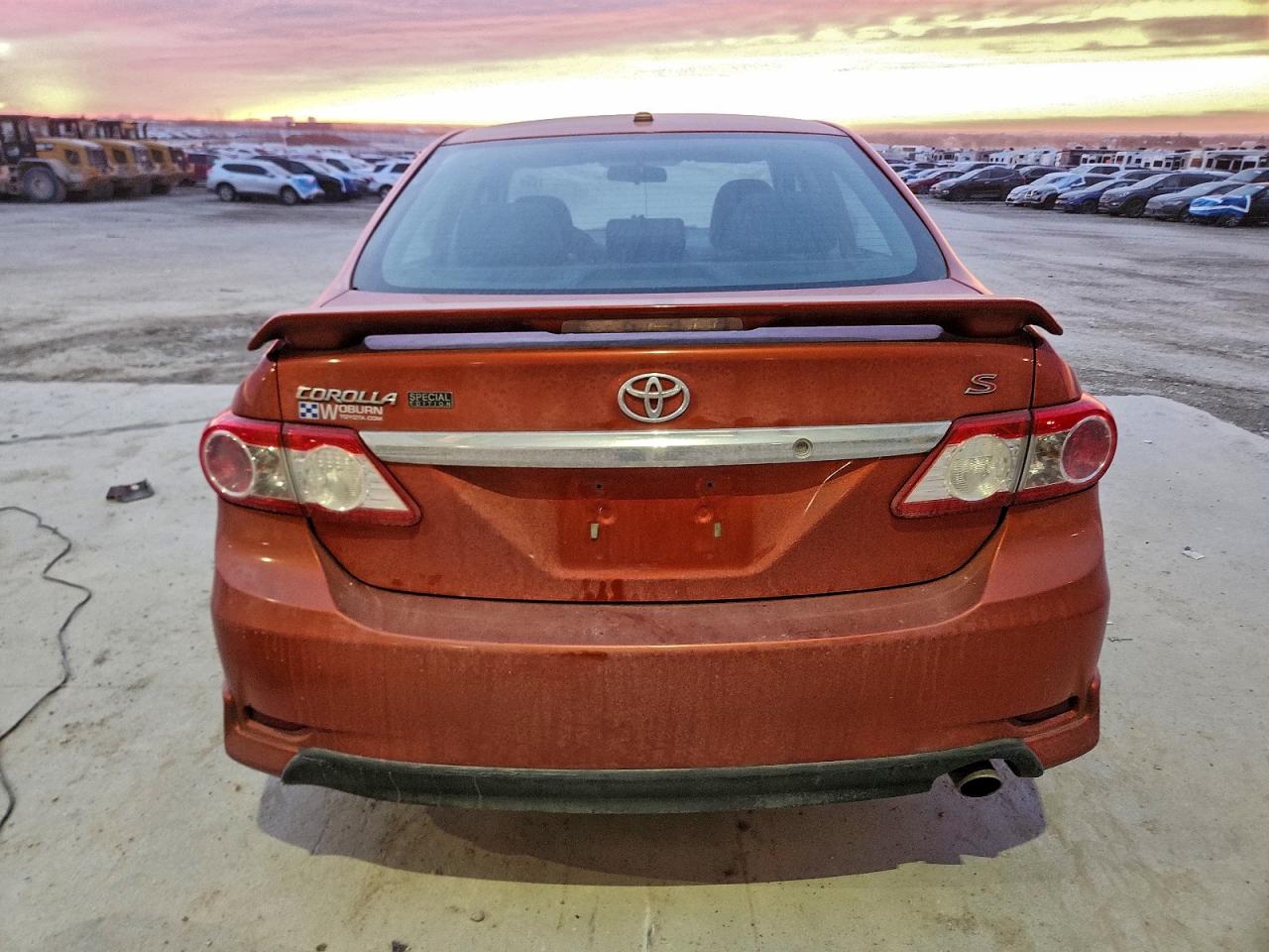 2013 TOYOTA COROLLA BASE photo 6