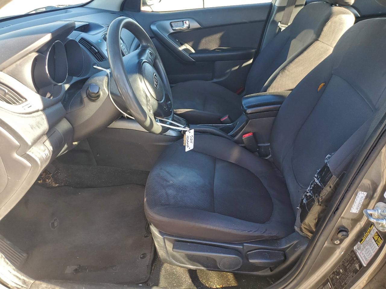 2013 KIA FORTE EX photo 7