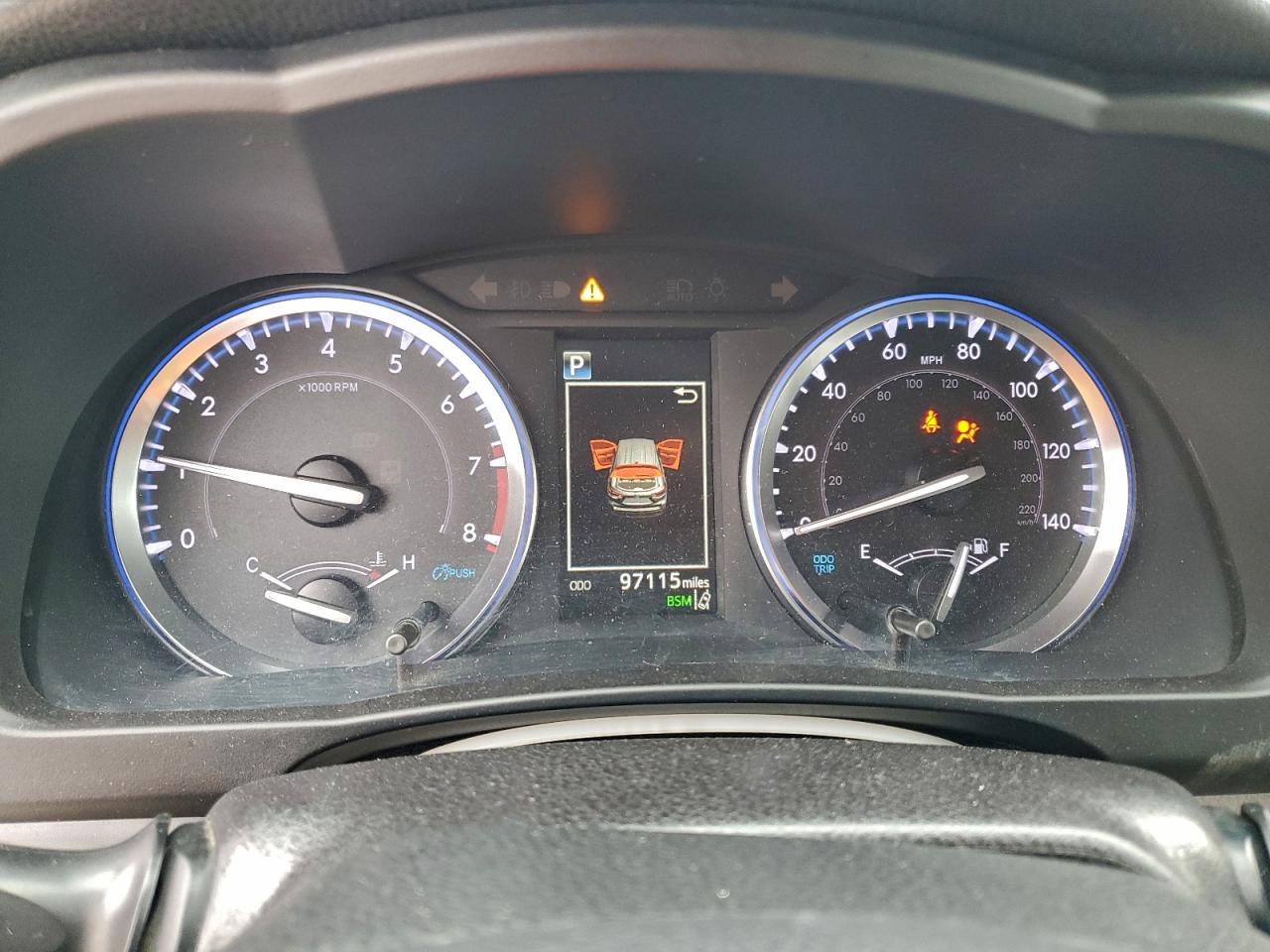 2019 TOYOTA HIGHLANDER SE photo 9