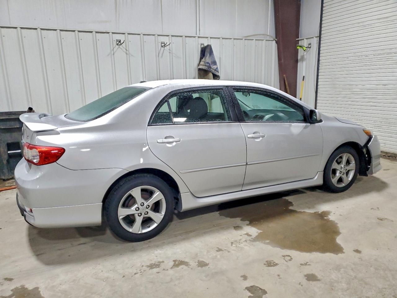 2011 TOYOTA COROLLA BASE photo 3