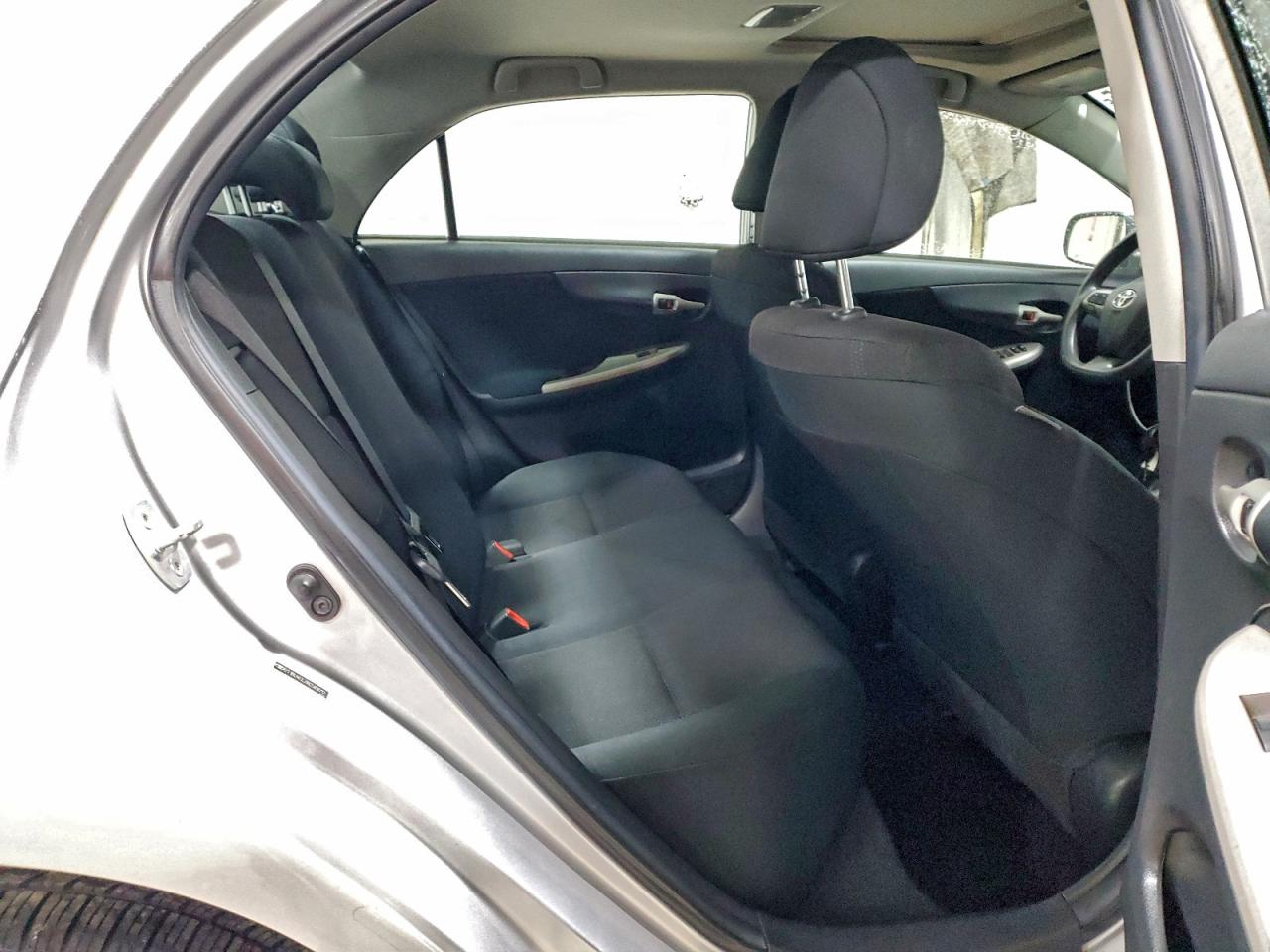 2011 TOYOTA COROLLA BASE photo 10