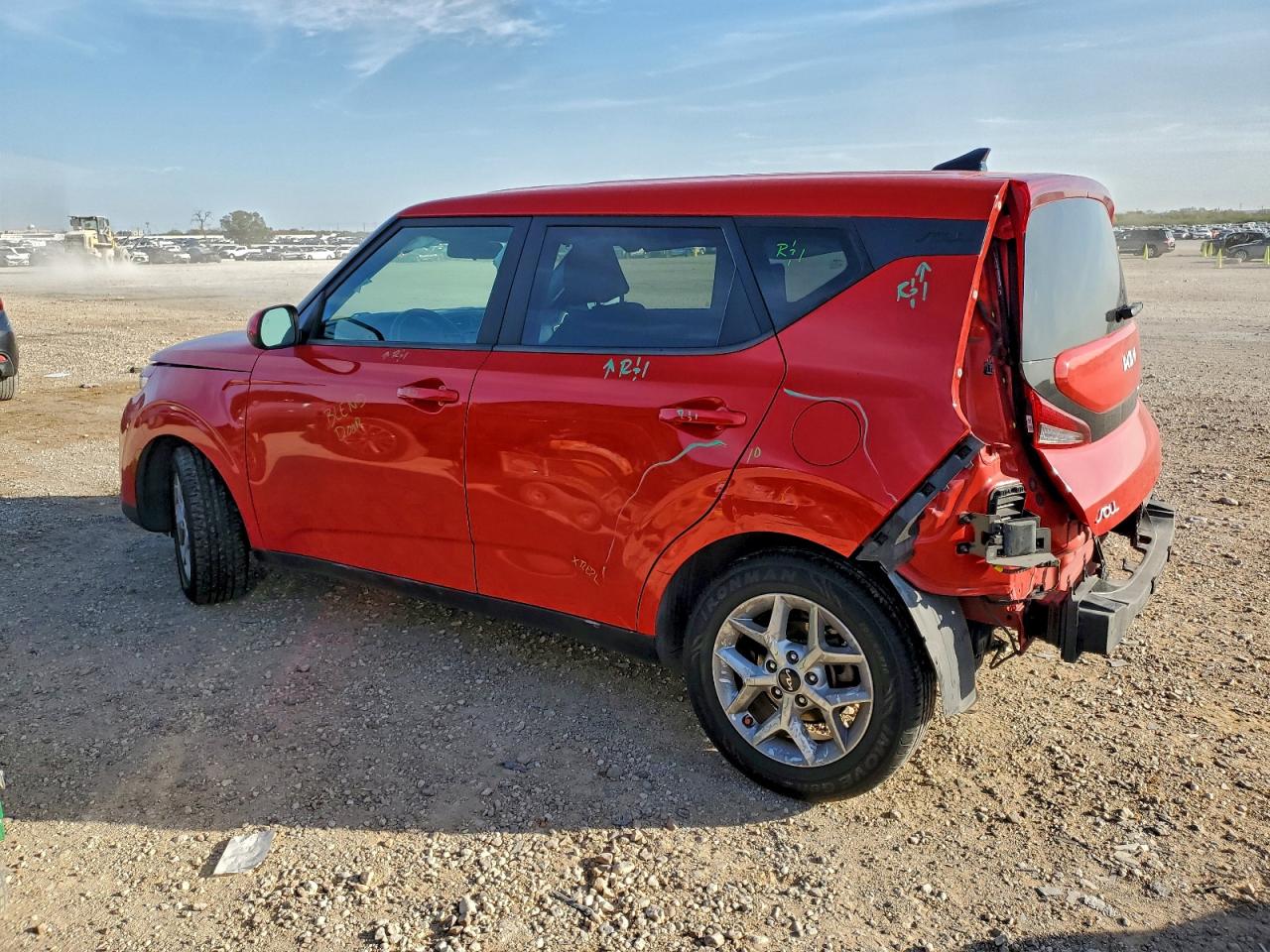 2022 KIA SOUL LX photo 2