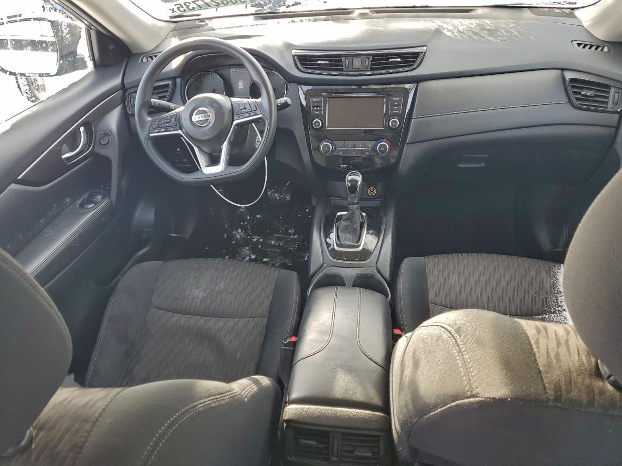 2018 NISSAN ROGUE S photo 8