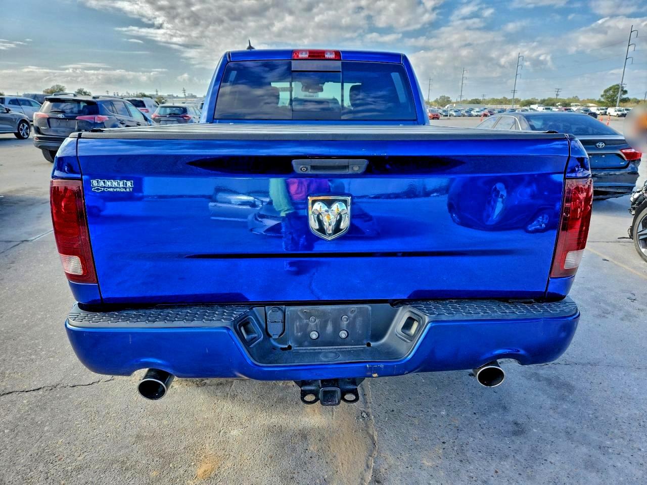 2014 RAM 1500 SPORT photo 6
