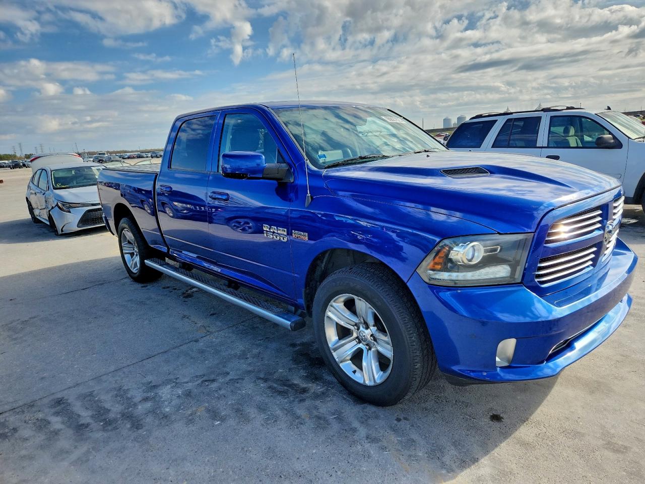 2014 RAM 1500 SPORT photo 4