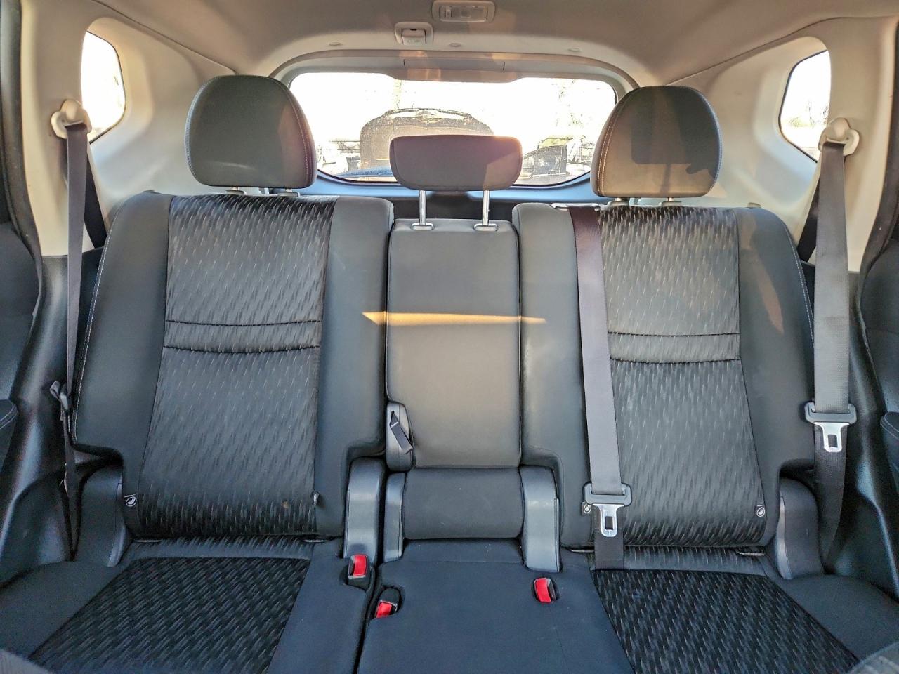 2019 NISSAN ROGUE S photo 10
