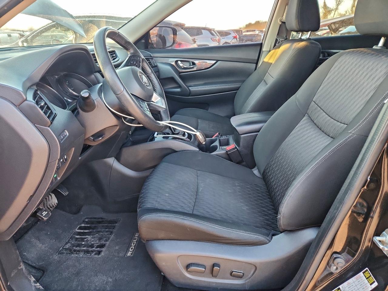 2019 NISSAN ROGUE S photo 7