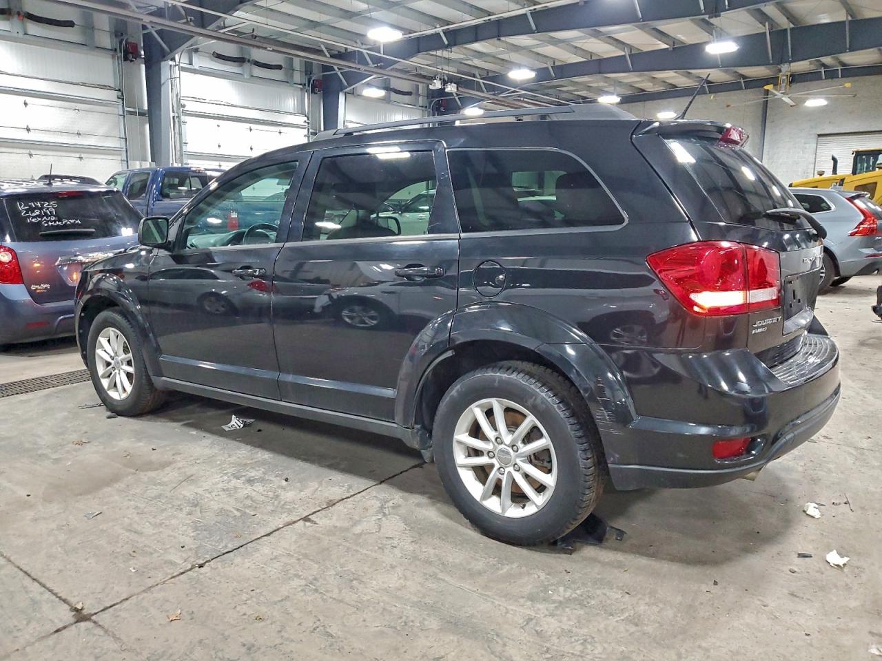 2013 DODGE JOURNEY SXT photo 2