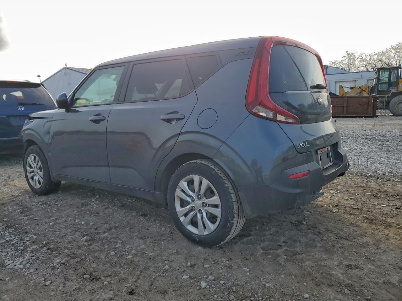 2020 KIA SOUL LX photo 2