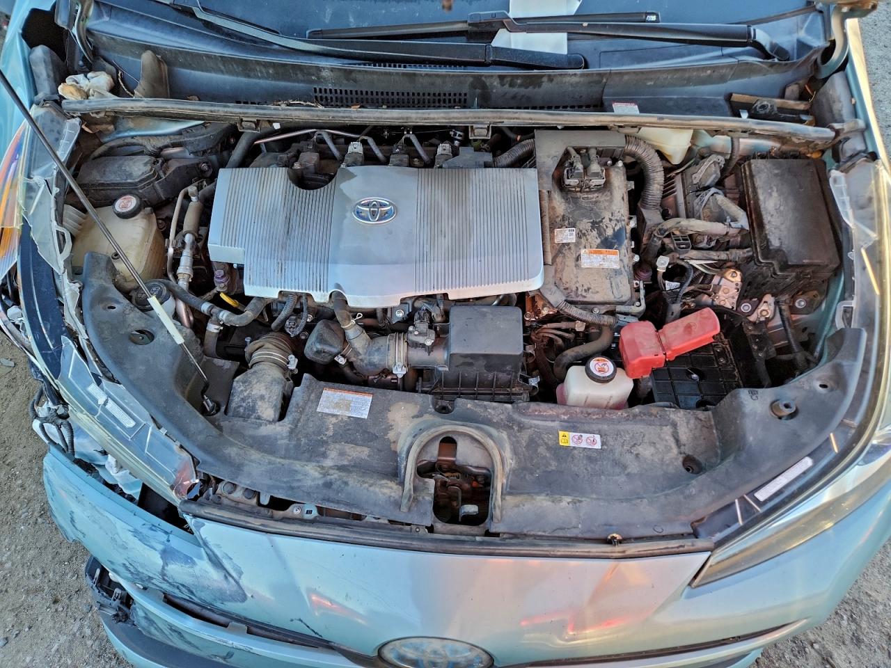 2019 TOYOTA PRIUS photo 11